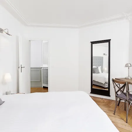 Livinparis - Luxury 4 Bedrooms Opera Lafayette Ii *