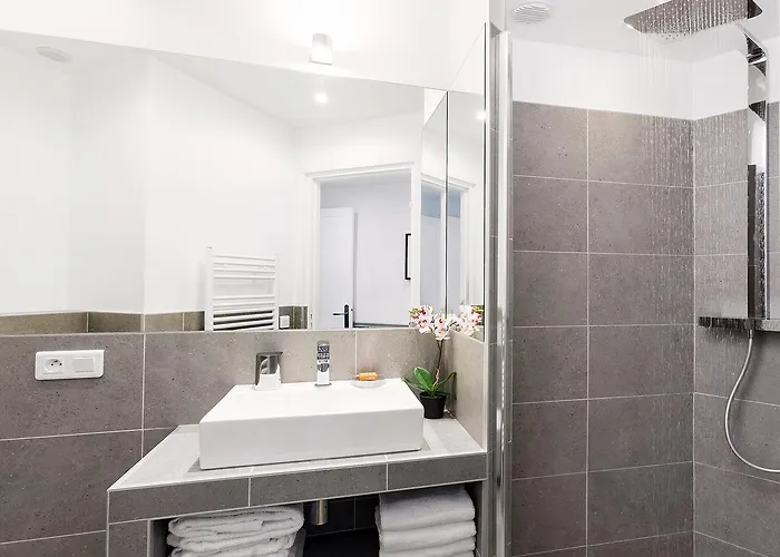 Livinparis - Luxury Ac 4 Bedrooms Opera Lafayette Ii باريس